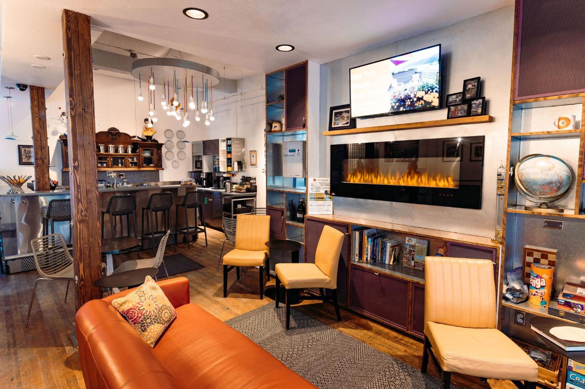 Silverbow Inn & Suites จูโน ภายนอก รูปภาพ